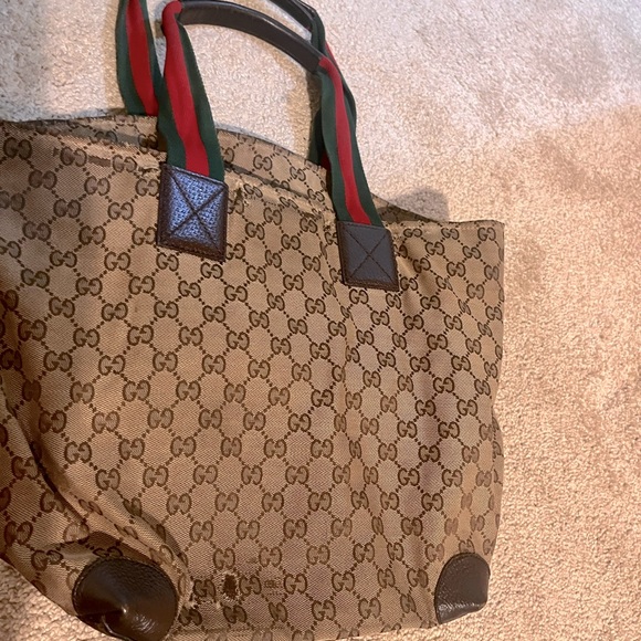 Authentic Gucci tote with reinforced corners - Picture 4 of 13